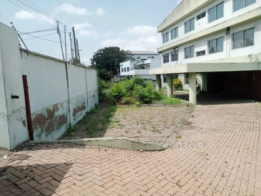Office Space for Sale at Roman Ridge