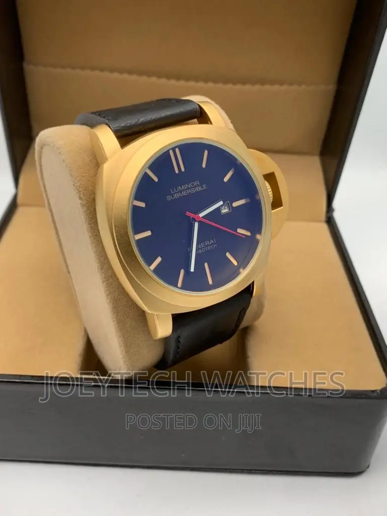 Luminor Submersible Watch