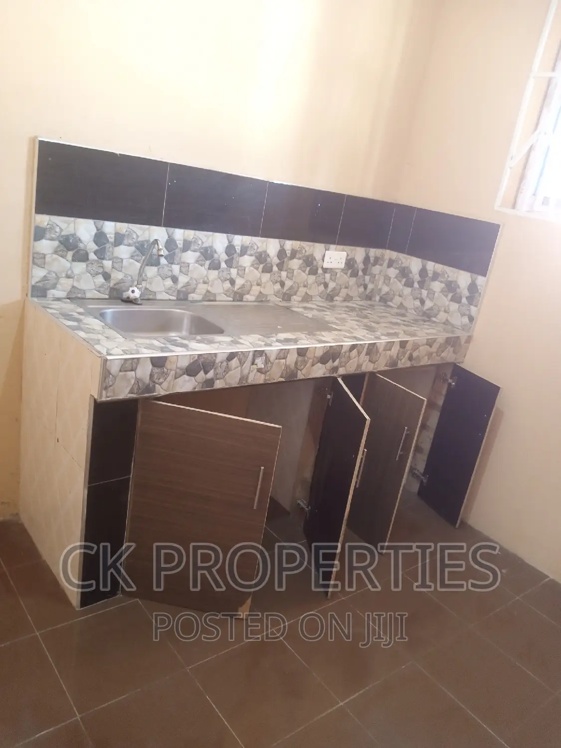 1bdrm Apartment in Dome for rent