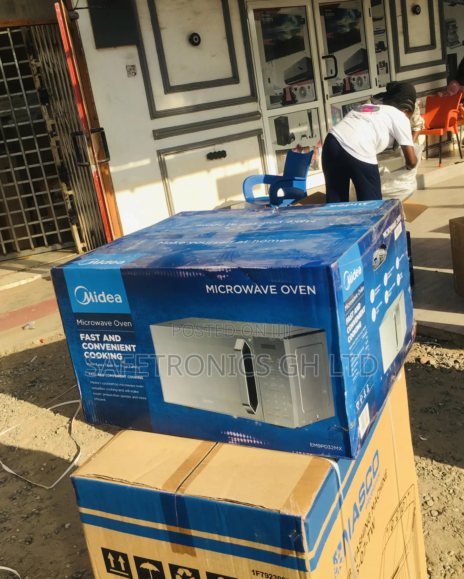 Electric Midea 32L Grill EM9P032 Countertop Microwave
