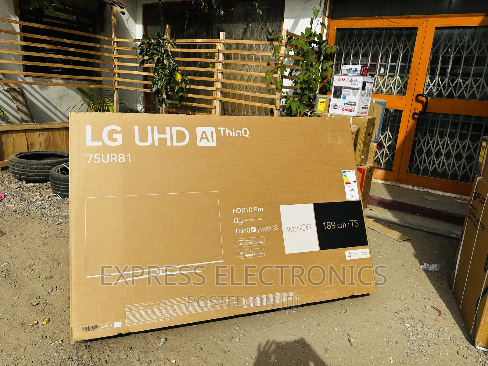Cinematic Uhd Display LG 75”Ur81