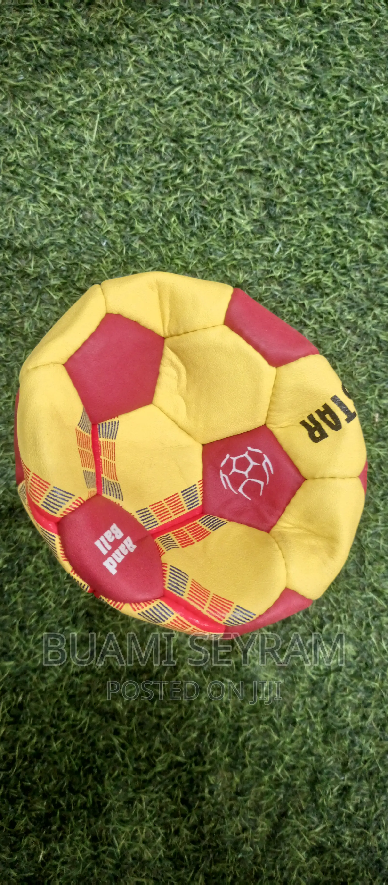 Handball Balls