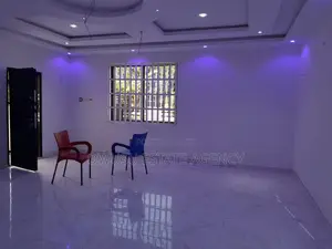 5bdrm House in Kronum, Kumasi Metropolitan for sale