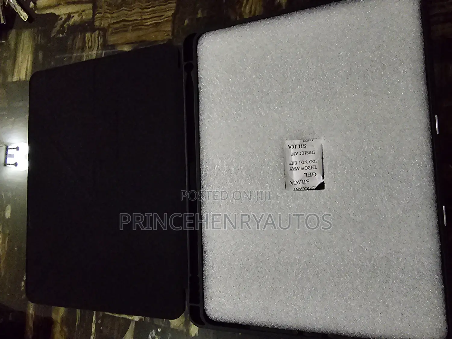 E NET-CASE Multi Angle Smart Case For iPad 9th/8th/7th Gen
