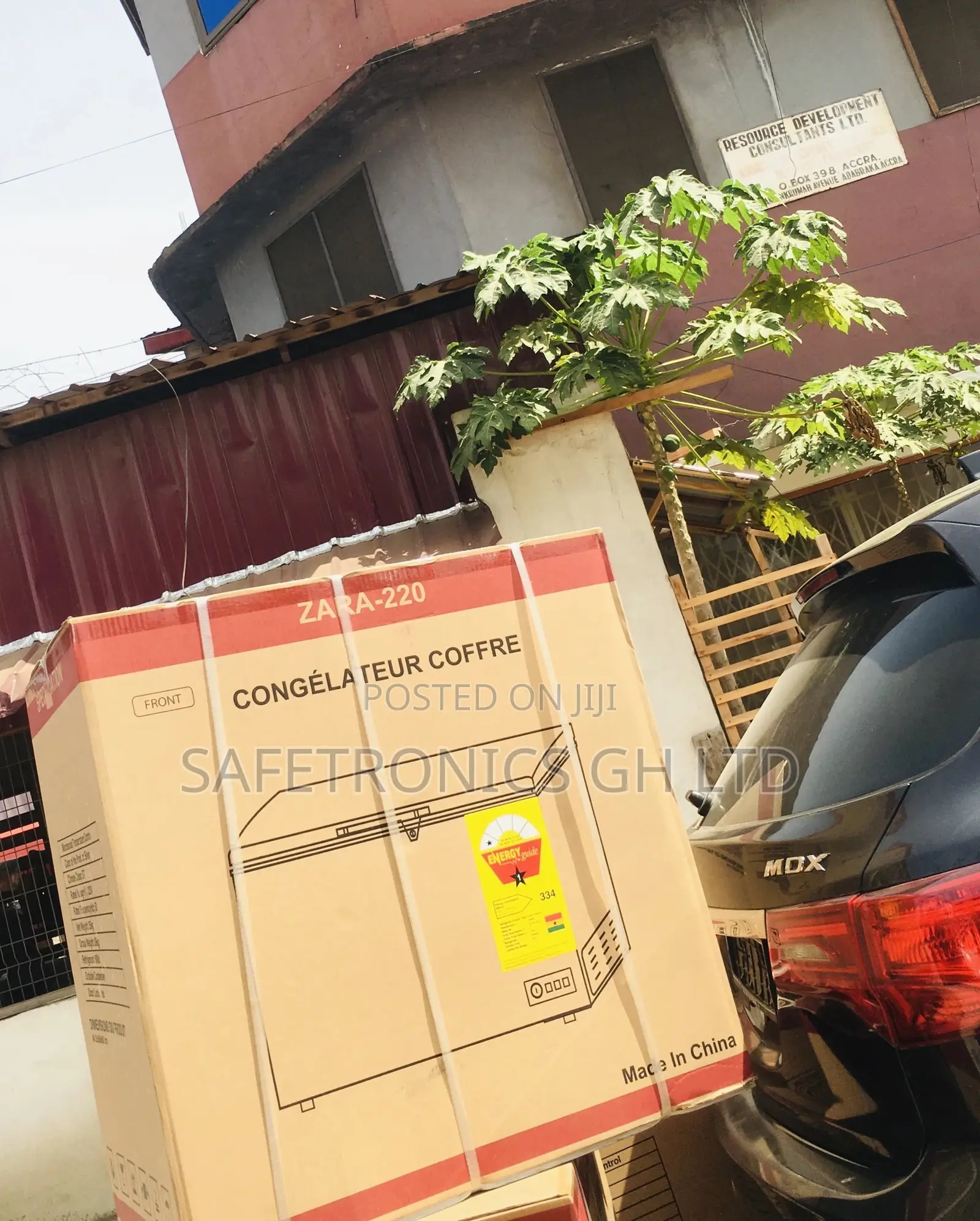 Chestfreezer Durable Electric 247 Liter Zara-220 Singledoor