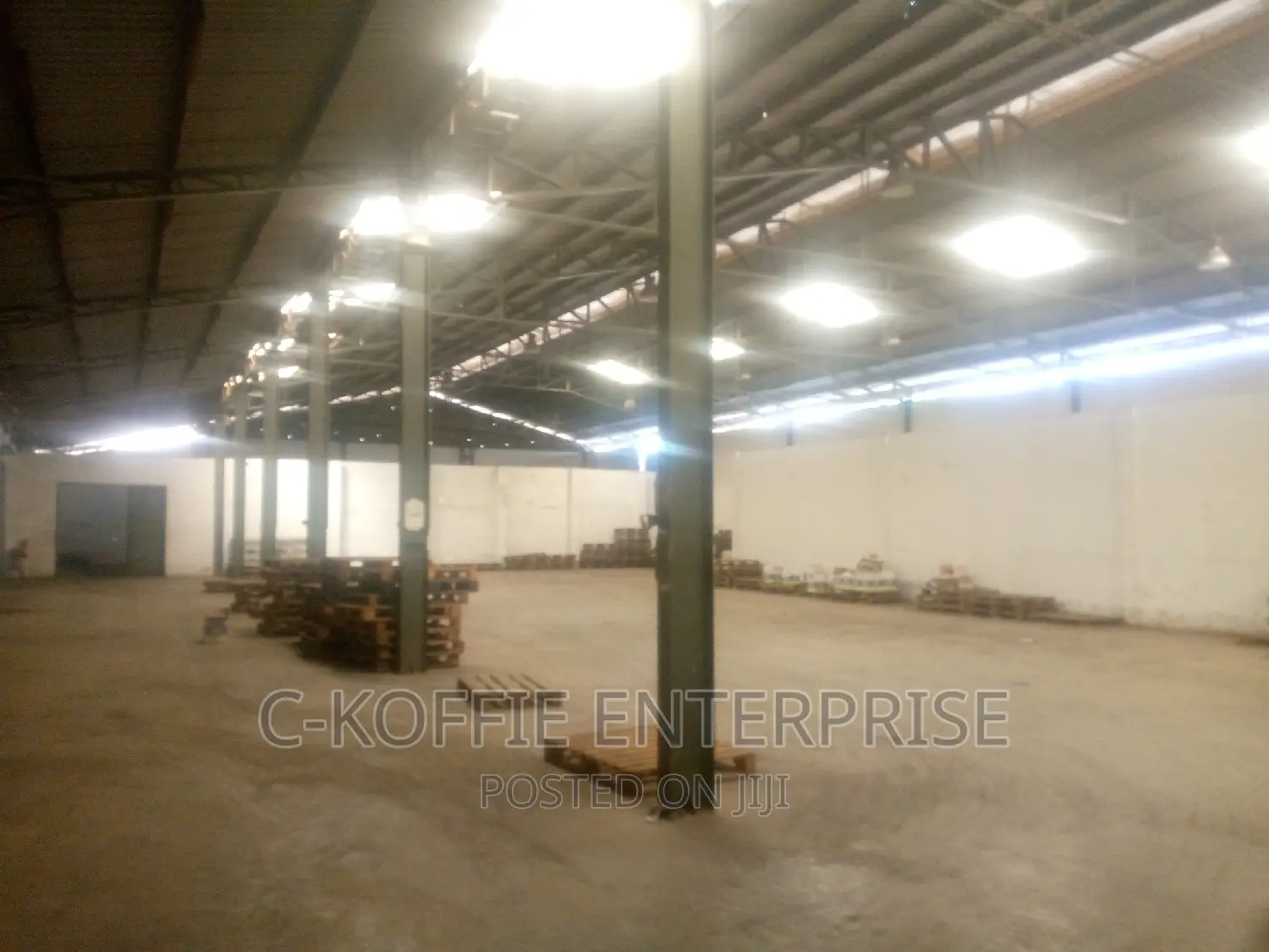 750 SQM Warehouse at North Industrial Area
