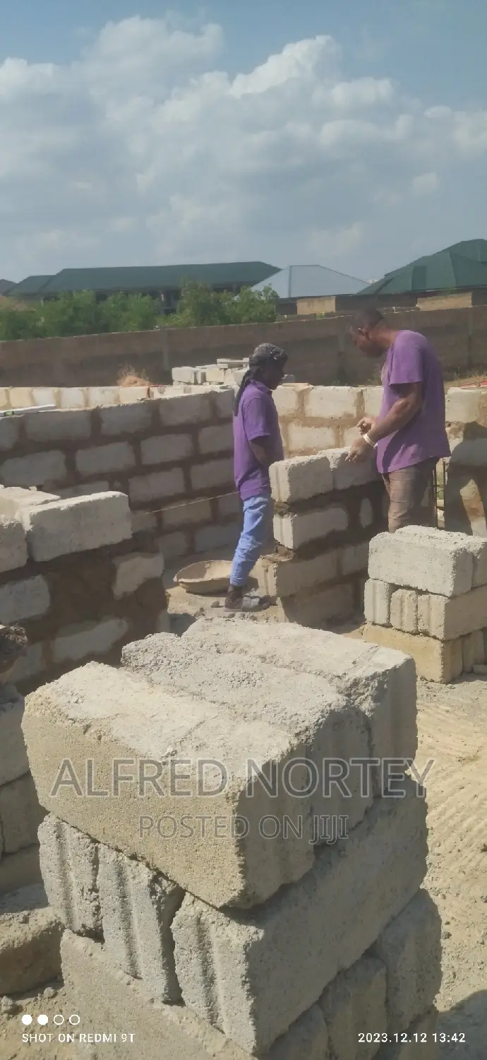 Construction Worker (Mason)