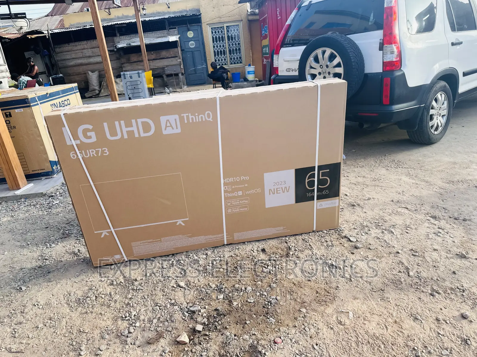 Outstanding Performance UHD Smart 65”UR73 Tv
