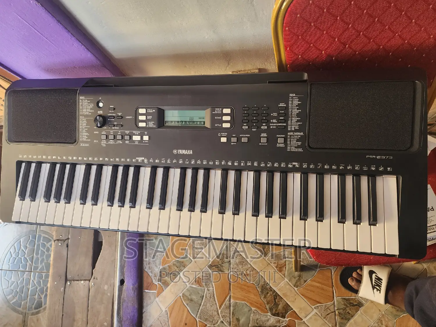 PSR E 373 Keyboard