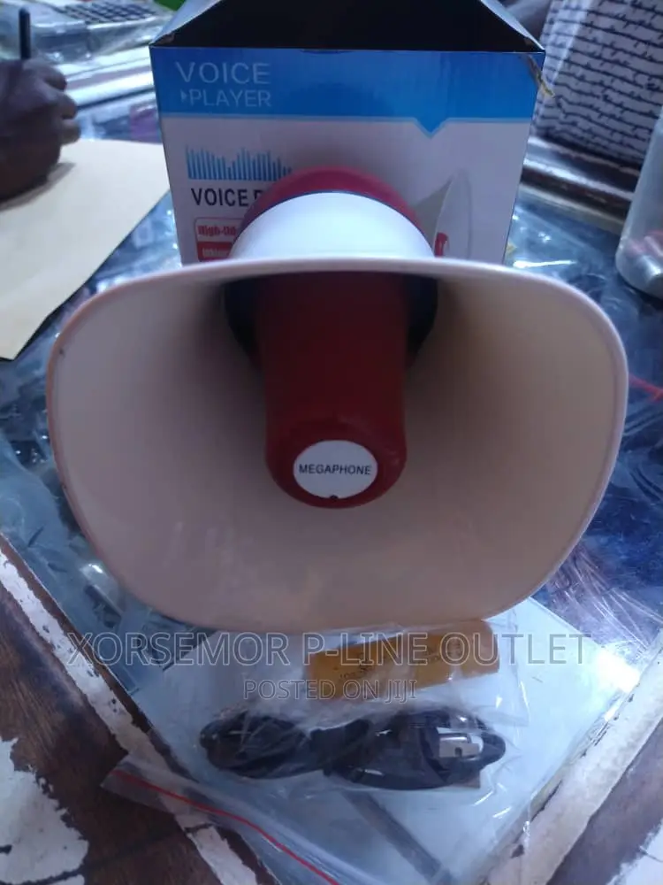 15w 8 to 20 Hours Playing Megaphone