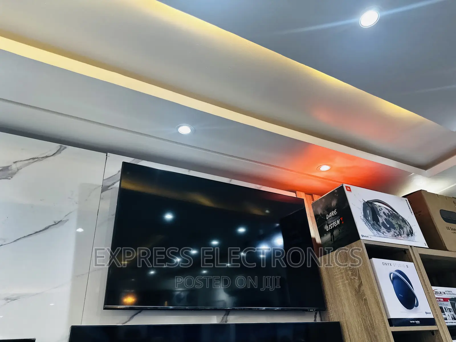 Hurry and Grab Samsung Uhd Smart 50”Au7092