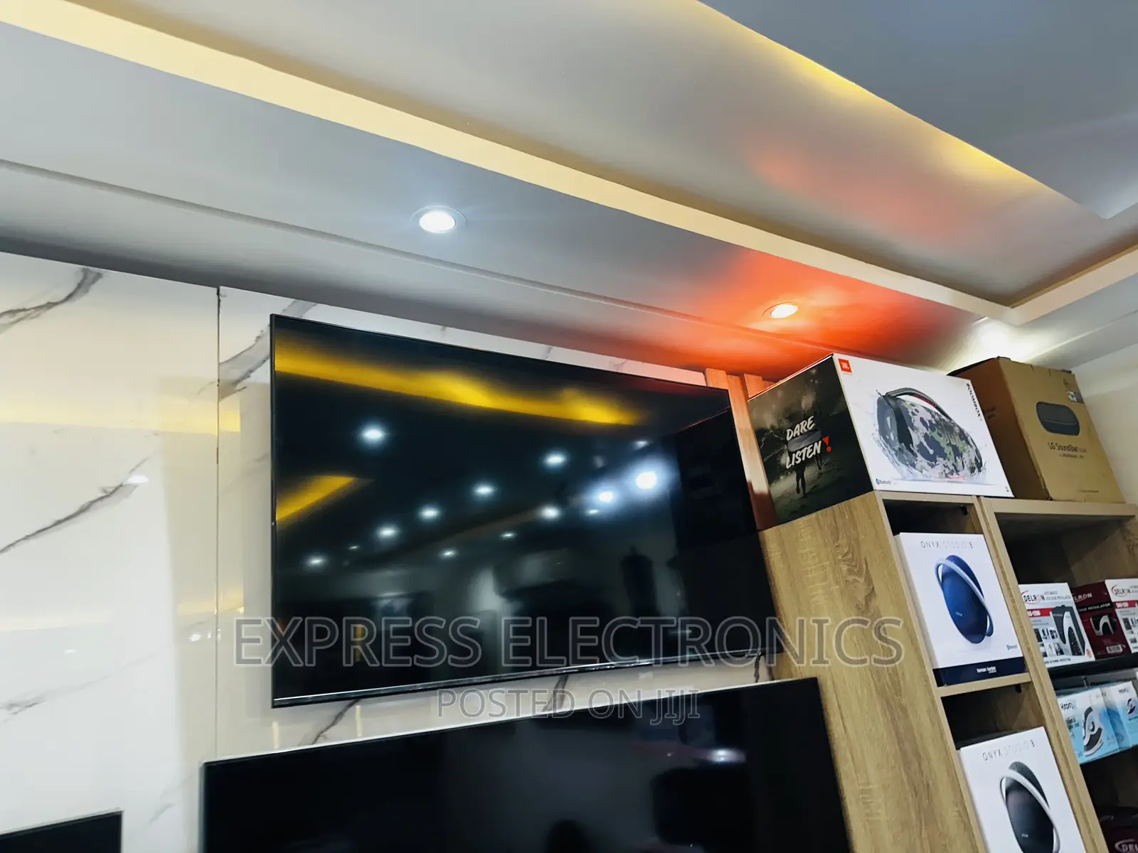 Unbelievable Price UHD Smart Samsung 50”Au7172 Glossy