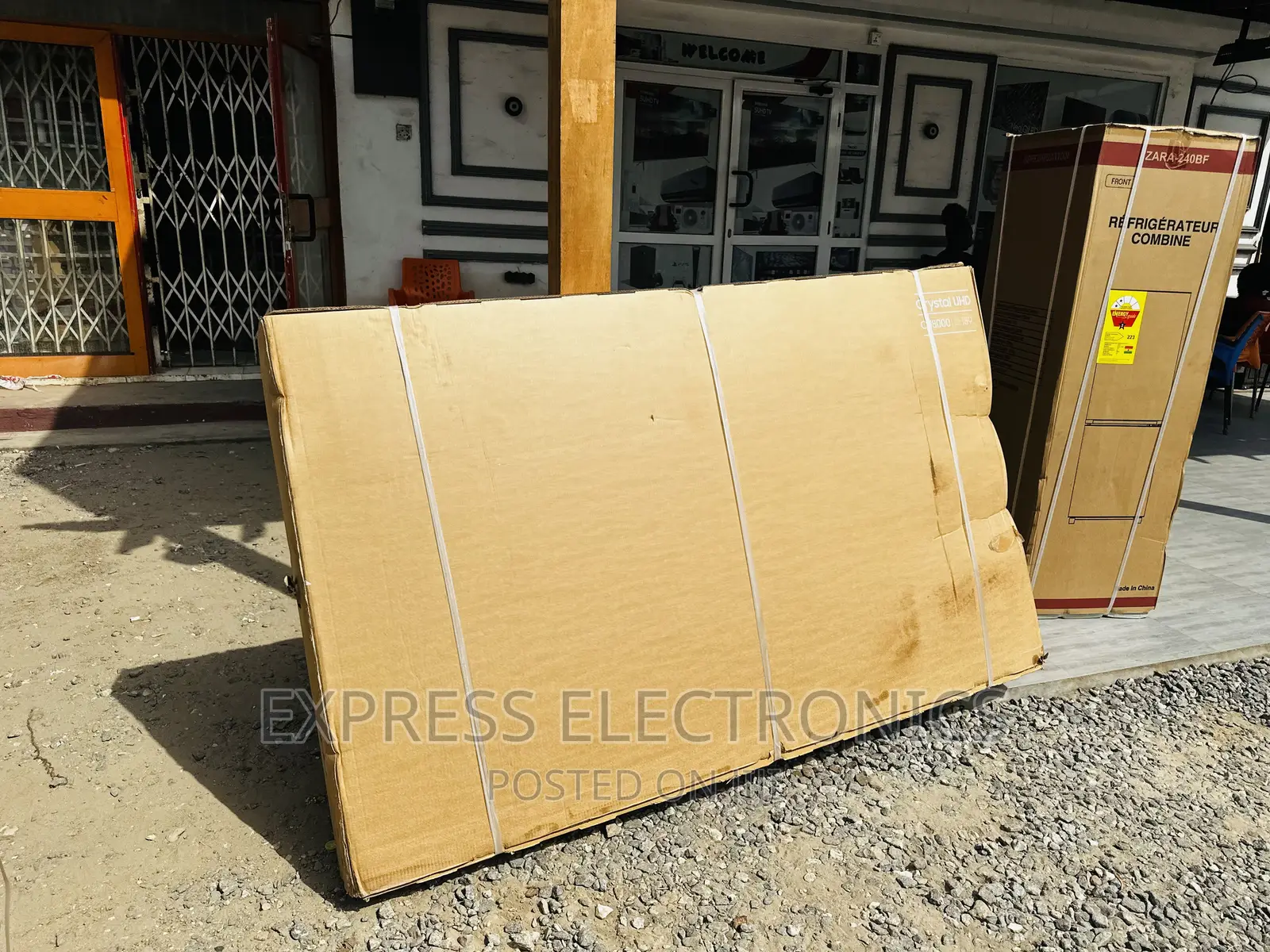 Crystal Slim Sleek —Uhd Smart Samsung 75”Cu7000