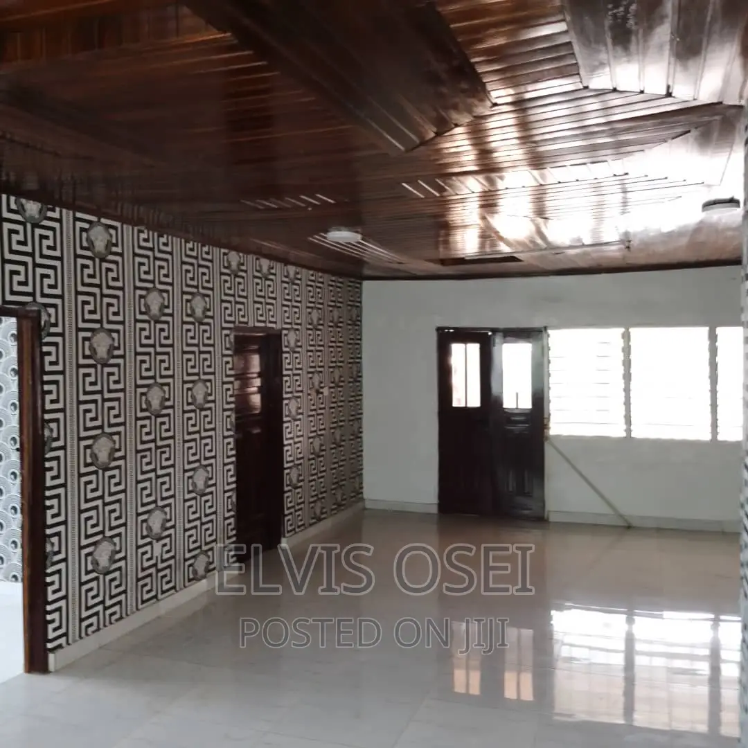 4bdrm House in Onyinase Awoshie for rent
