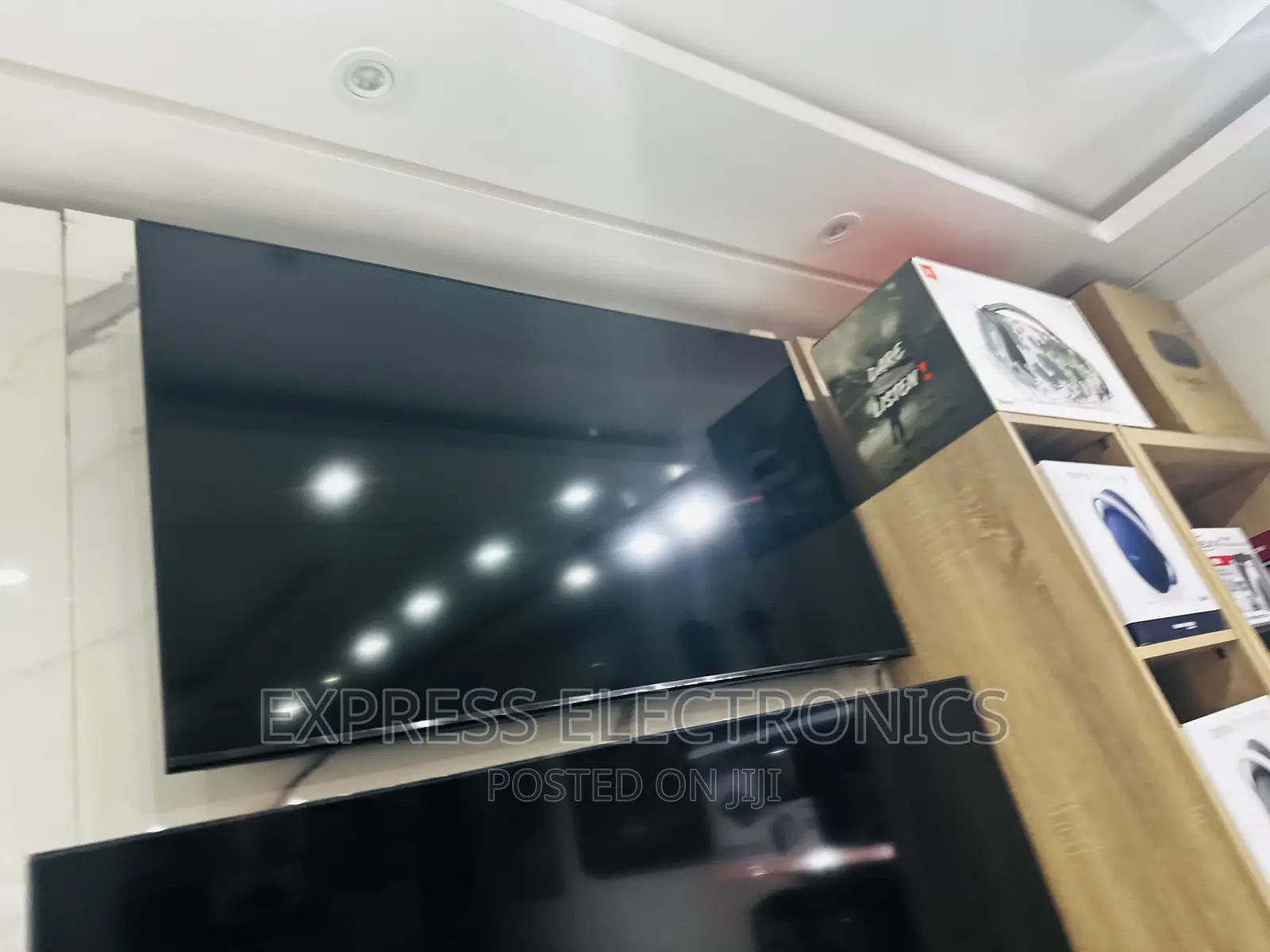 Object Tracking Sound Quality Samsung UHD 50”Au9000 Tv 