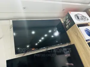 Tizen Mode UHD — Smart Glossy Samsung 50”Au9000 Tv 
