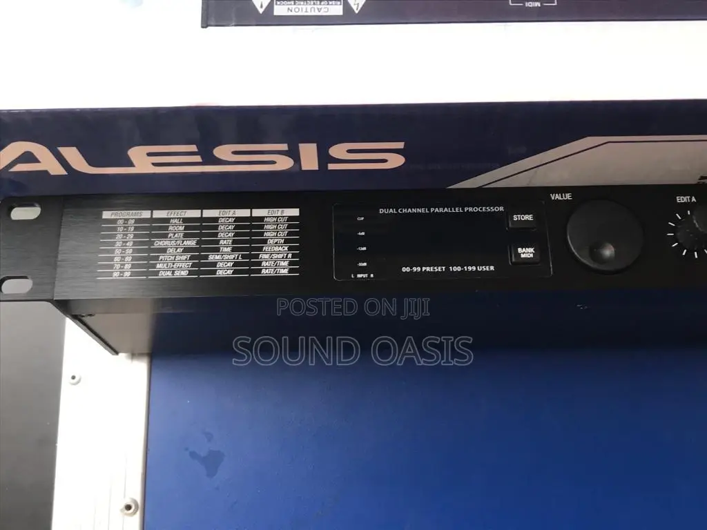 Microverb 4
Preset/Programmable 18-Bit Signal Processor