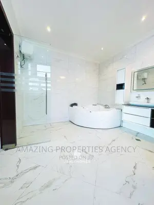 4bdrm House in East Legon for sale