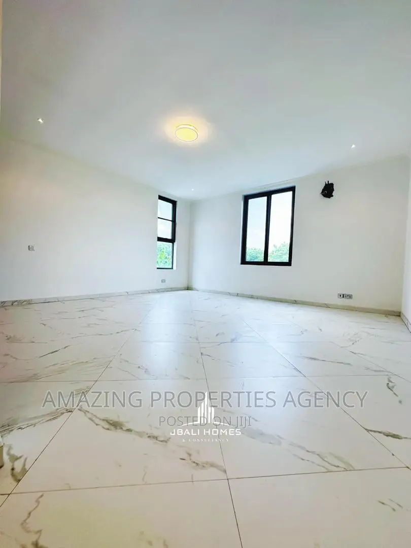 4bdrm House in East Legon for sale