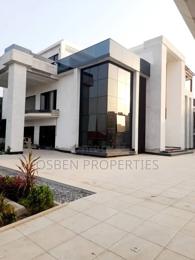 Furnished 8bdrm Mansion in Pleasant Properties, East Legon for sale