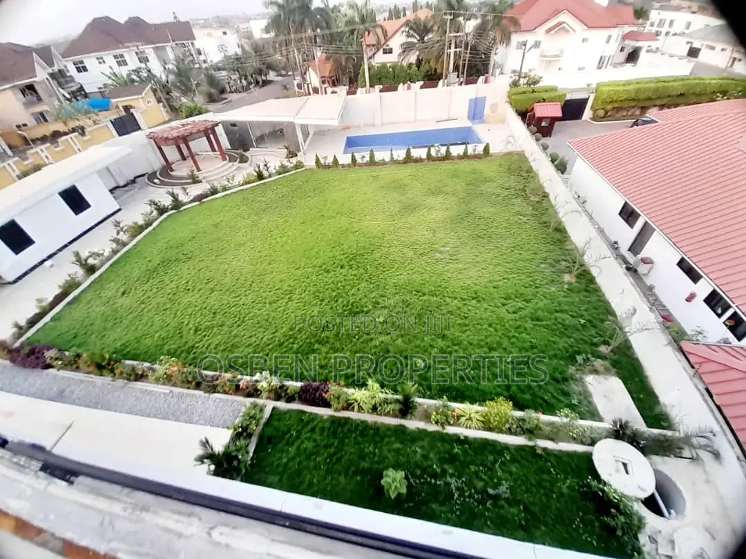 Furnished 8bdrm Mansion in Pleasant Properties, East Legon for sale