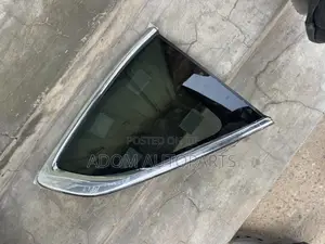 Honda CRV Body Vent Glass 2017 2018 2019 2020 2021 2022