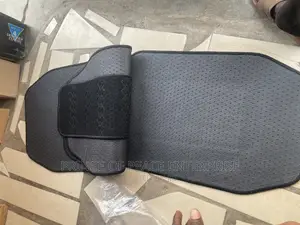 Woolen Carpet or Floor Mat