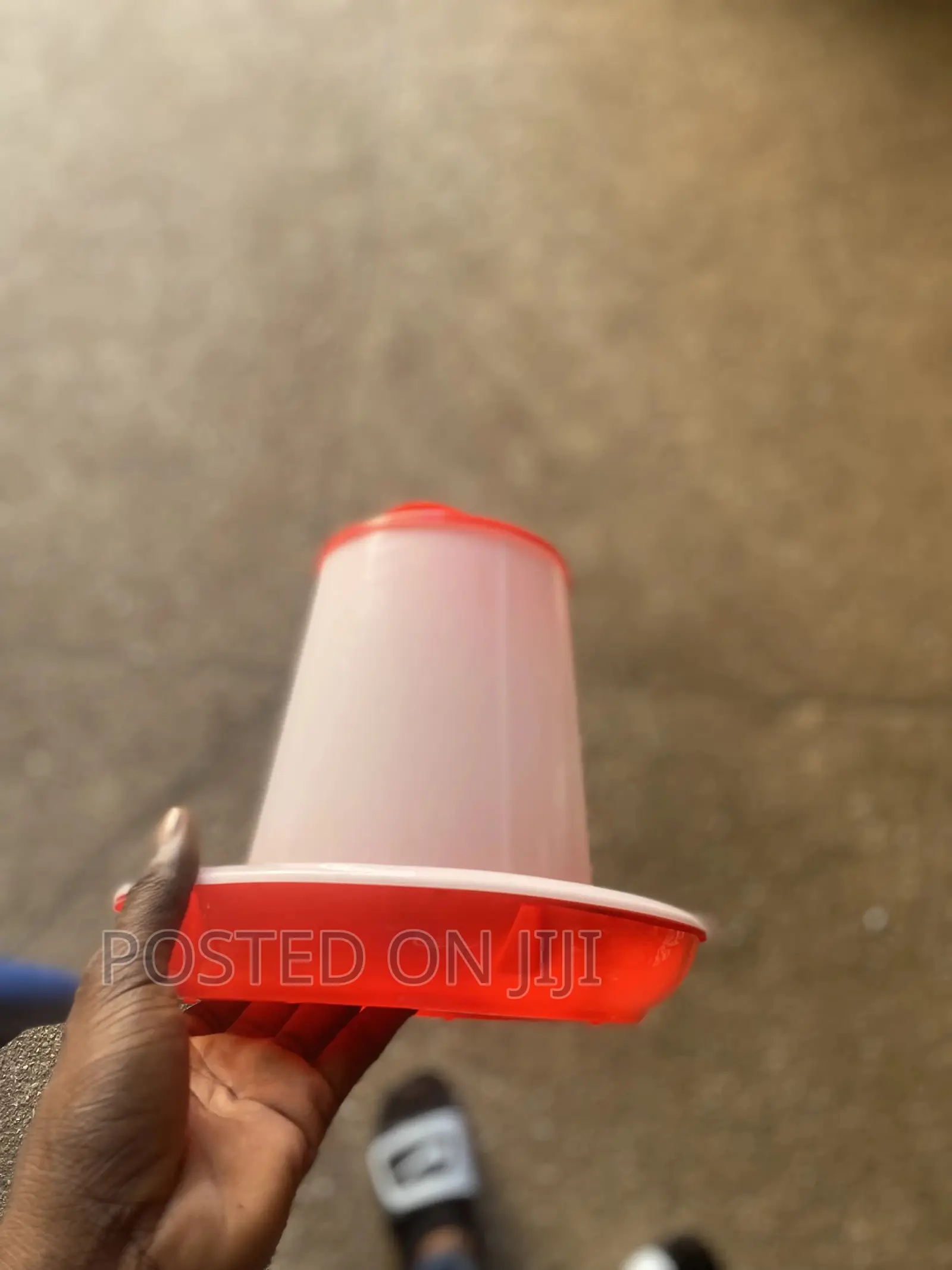 Poultry Drinkers and Feeders (1,3,6,10,12kg/L)