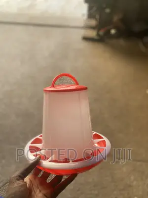 Poultry Drinkers and Feeders (1,3,6,10,12kg/L)
