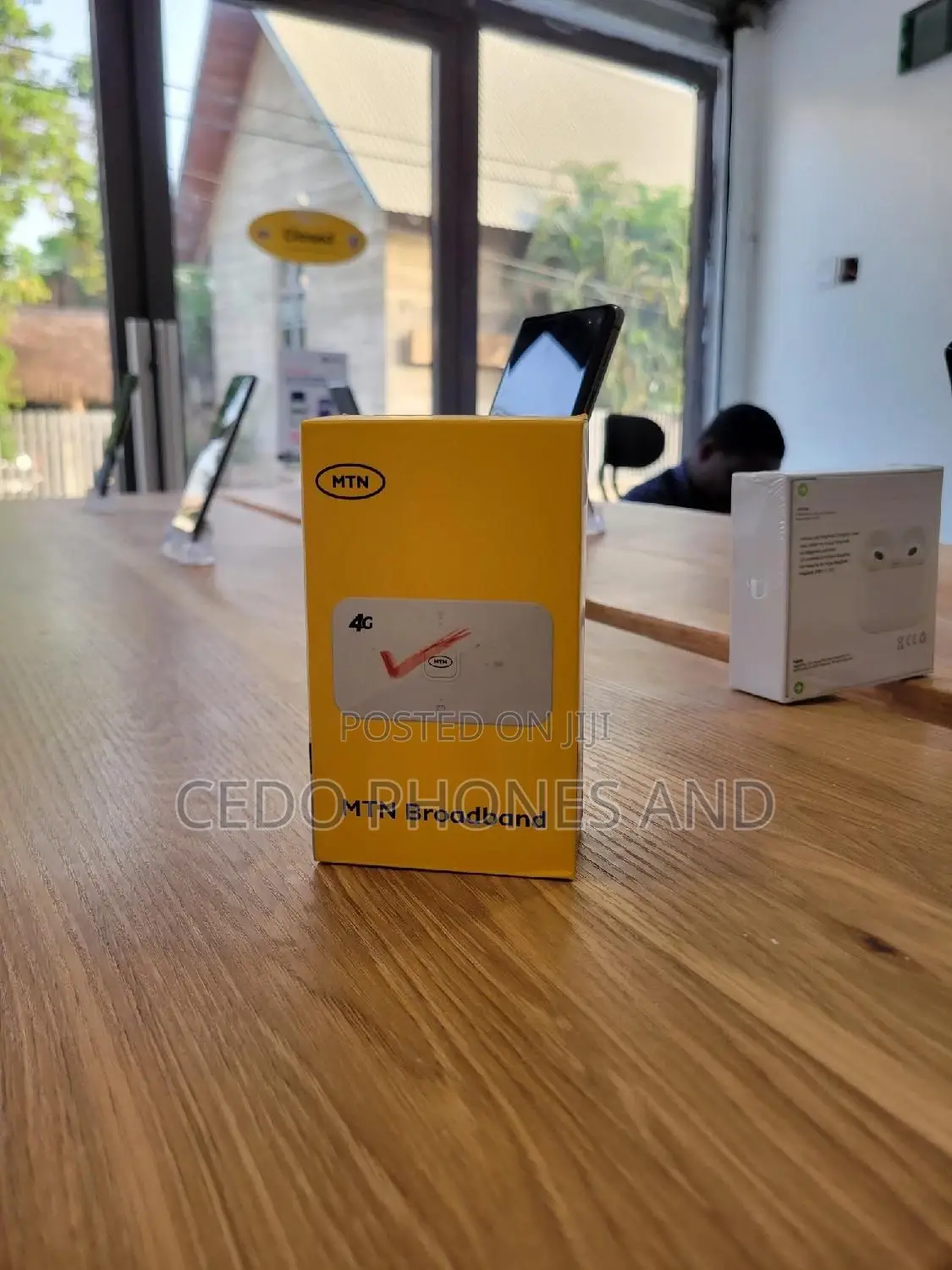 Mini Universal Pocket Mifi 4g ( ZLT M30s Lte Ufi )