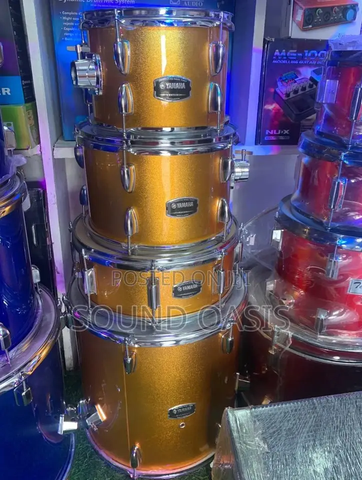 Yamaha Stage Custom Birch SCB4F4 (Rock Sapphire Gold)