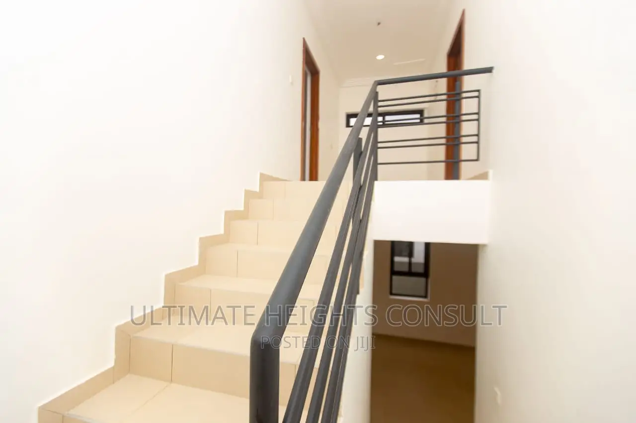 3bdrm House in Oyarifa for sale