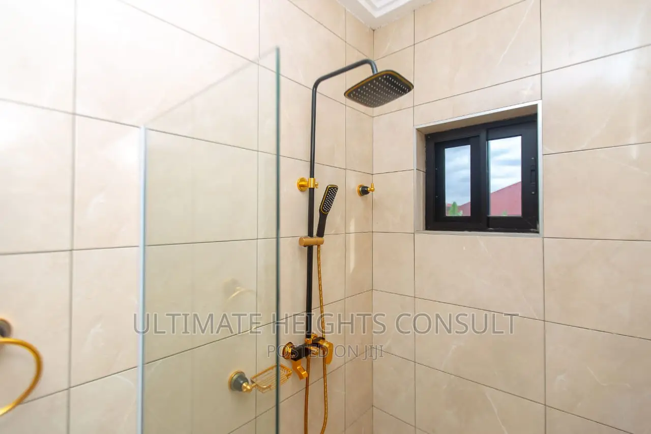 3bdrm House in Oyarifa for sale