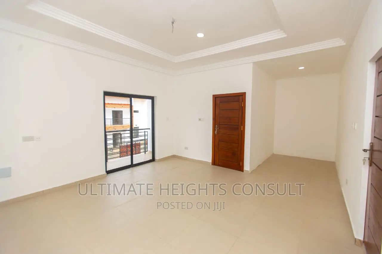 3bdrm House in Oyarifa for sale