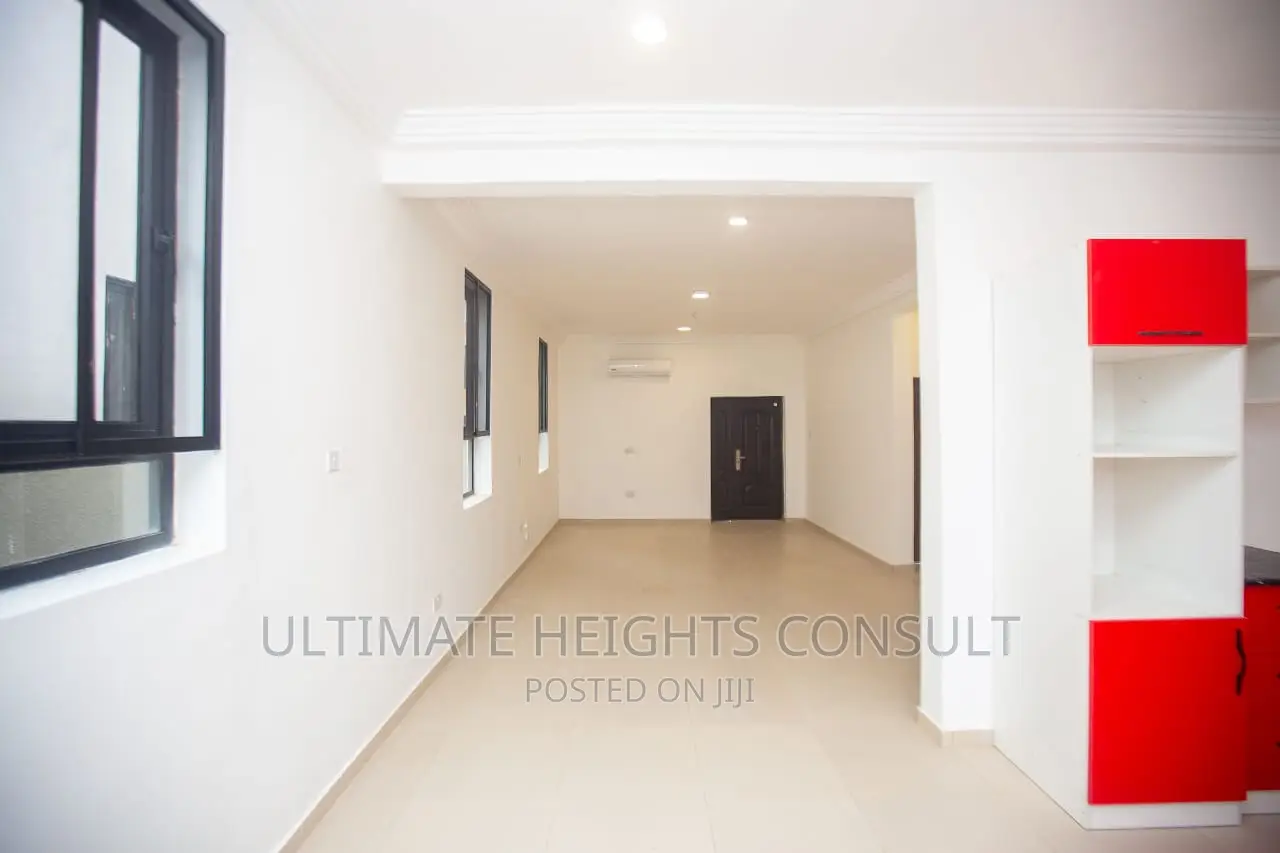 3bdrm House in Oyarifa for sale