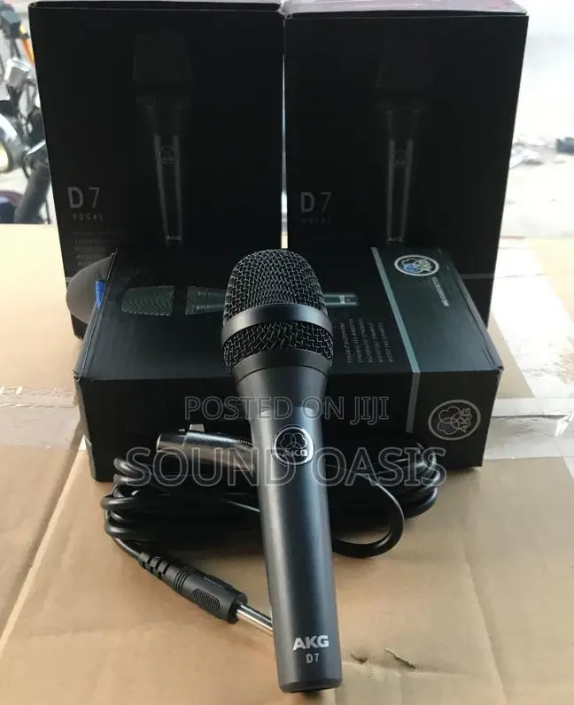 D7 Reference Dynamic Vocal Microphone