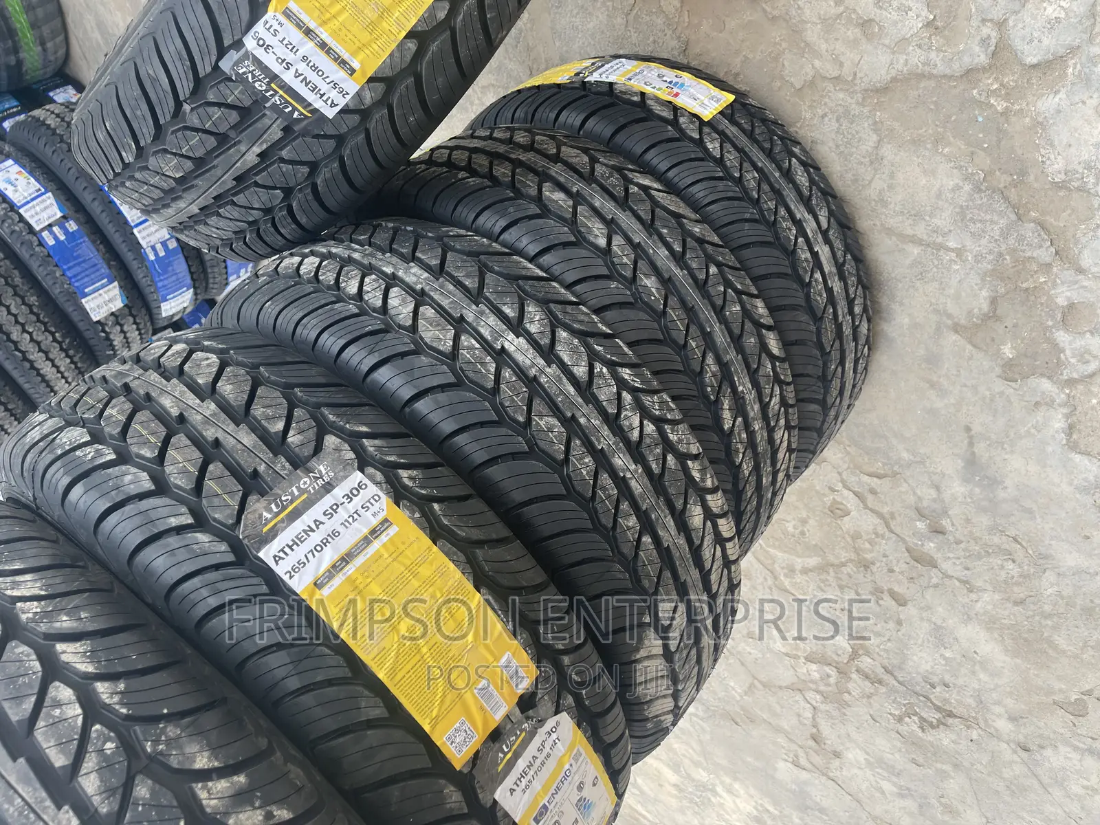 265/70r16 -Austone