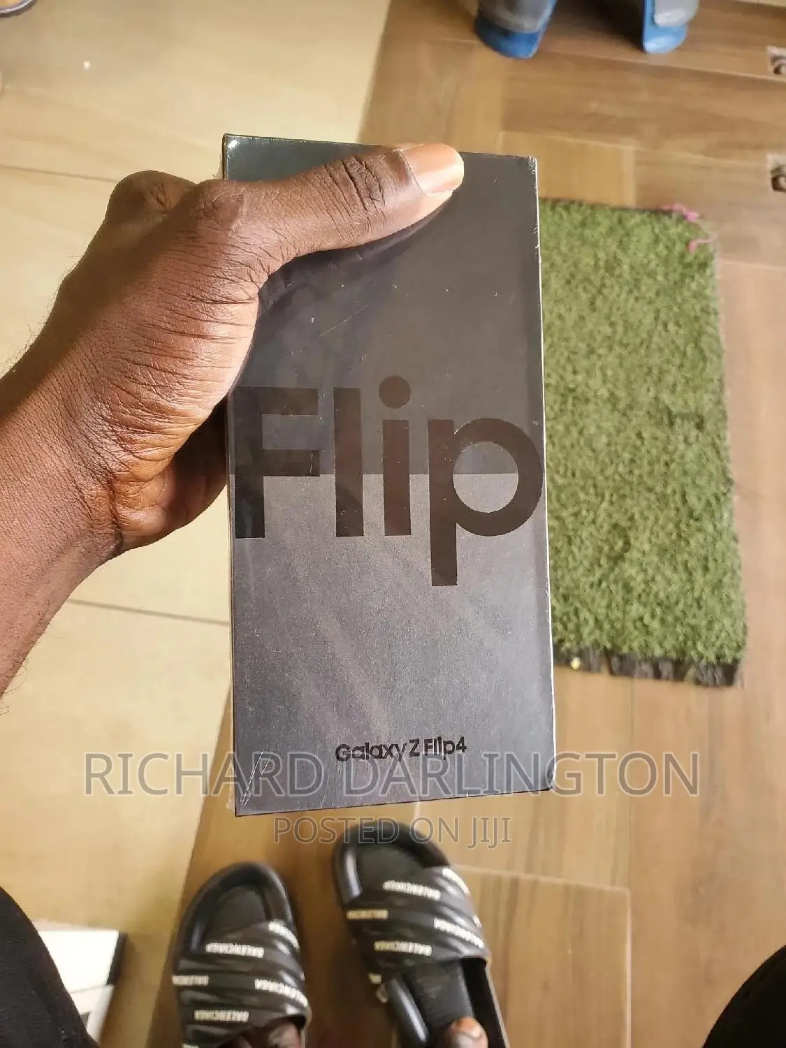 New Samsung Galaxy Z Flip4 256 GB Black