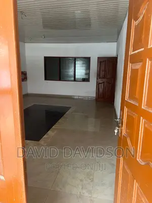 3bdrm Mansion in 3 Bedroom Self, Tema Metropolitan for rent