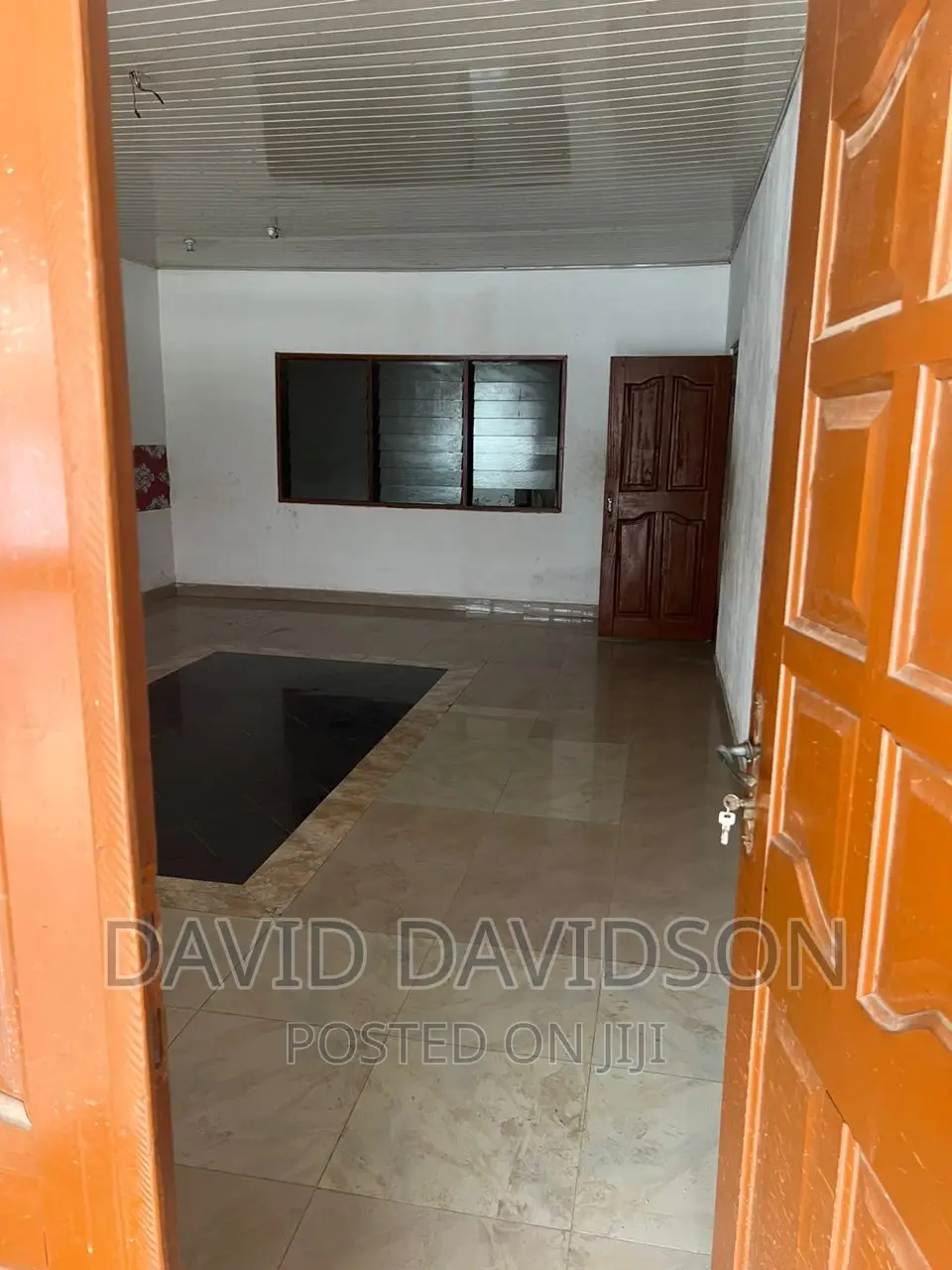 3bdrm Mansion in 3 Bedroom Self, Tema Metropolitan for rent