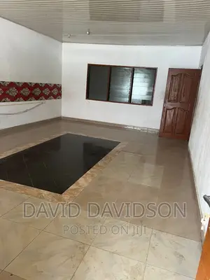 3bdrm Mansion in 3 Bedroom Self, Tema Metropolitan for rent