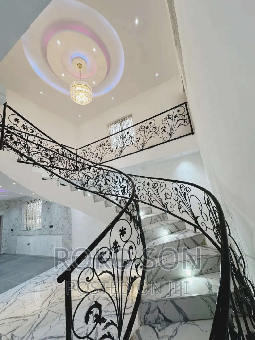 4bdrm Duplex in Dr Roko, The Mall for sale