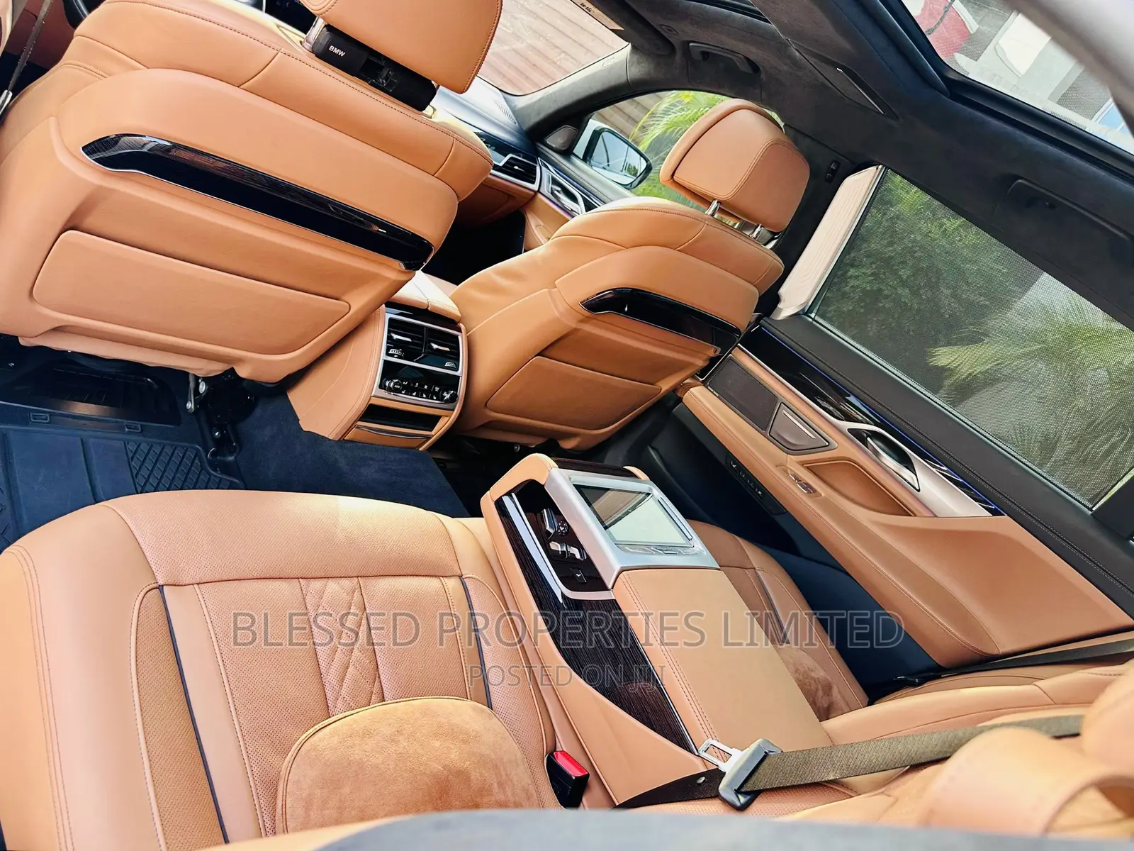 BMW 7 Series 2019 White