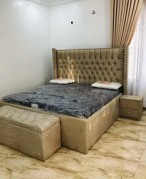 Queen Size Bed, Side Drawers, Ottoman