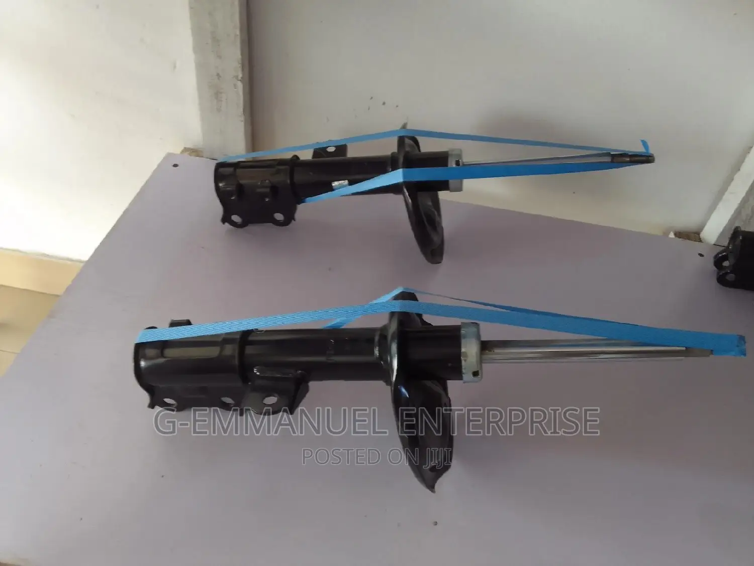 TOYOTA Corolla 2016-18 Front Shock Absorber. Original Parts