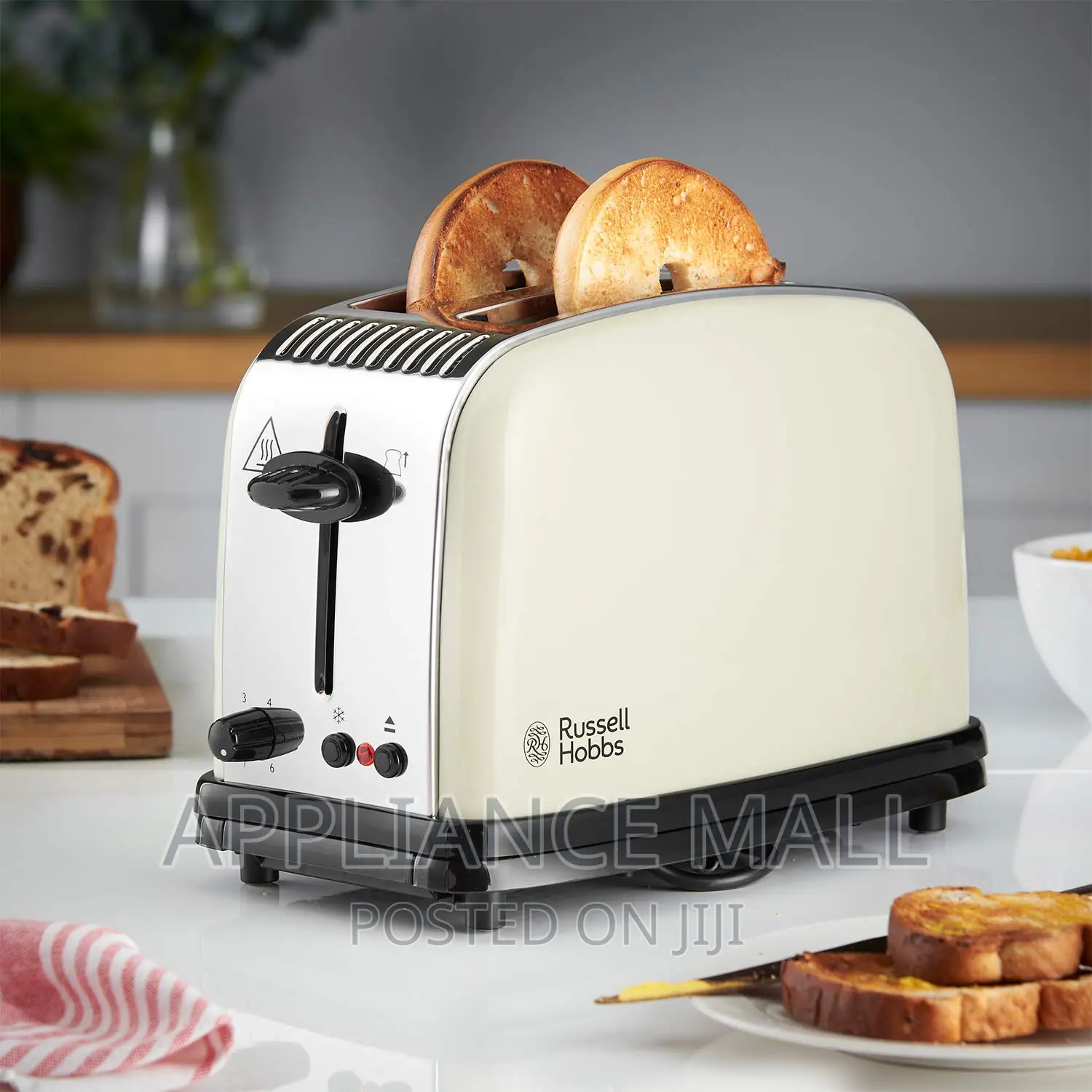 Russell Hobbs (Cream. Lift Look) 2 Slice Toaster