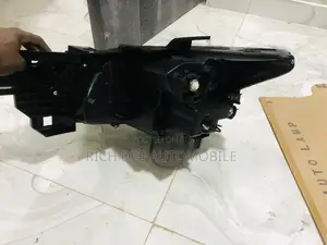 Mazda CX9 2018 Headlight Available