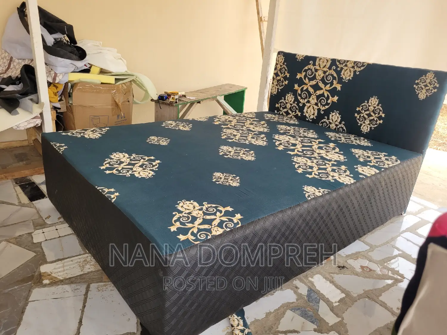 Inbuilt Double Bed