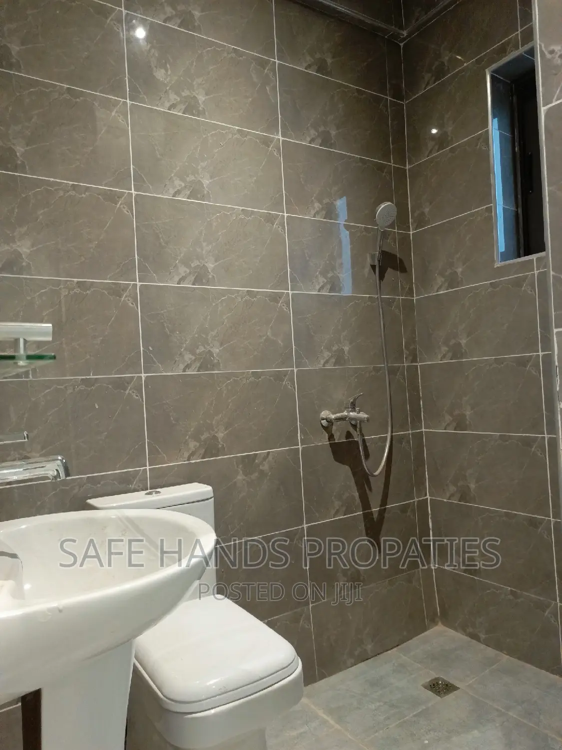 2bdrm Apartment in East Legon for rent