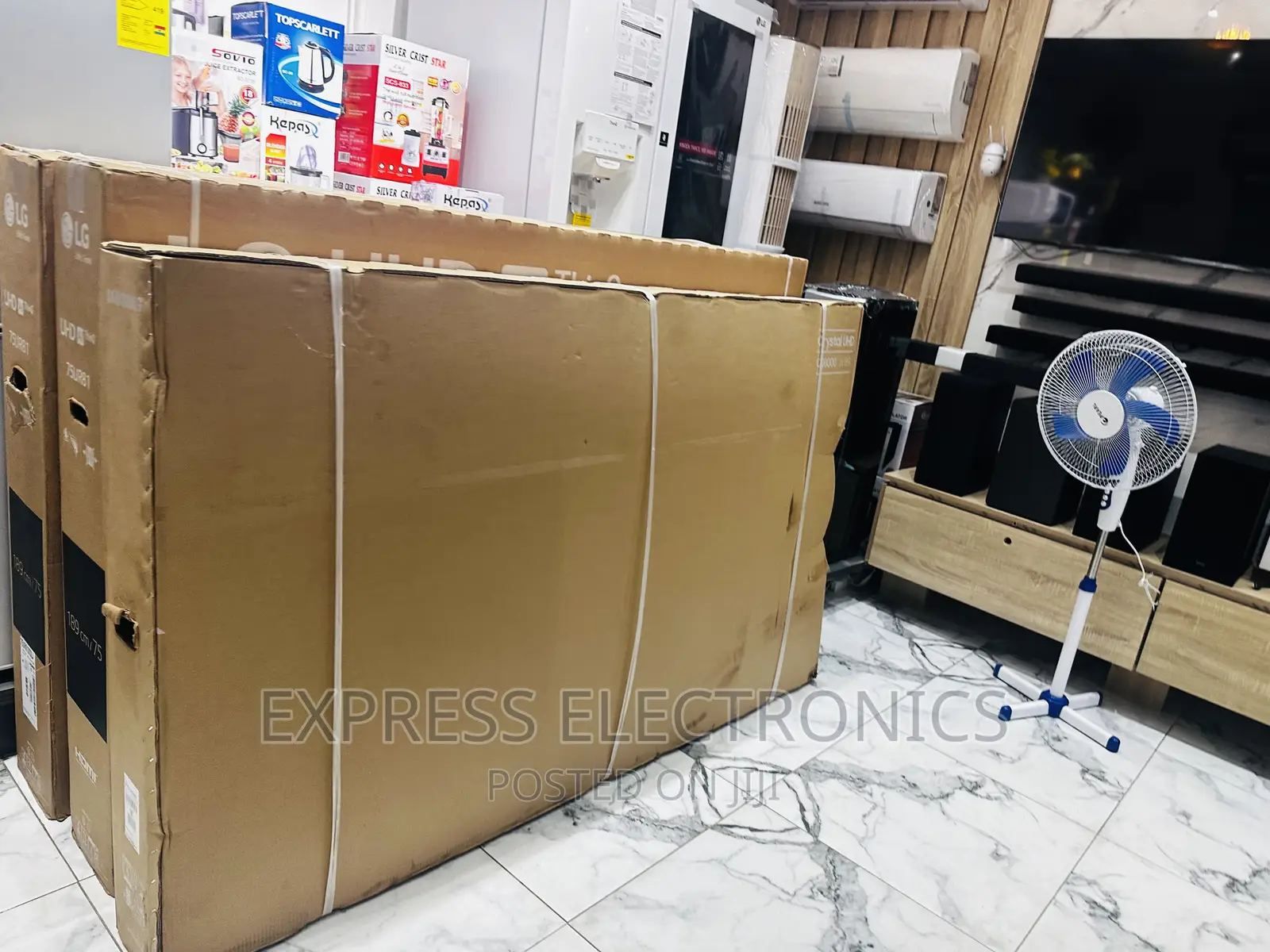 Audio Elite UHD Smart Samsung 75”Cu7000 Tv  LED